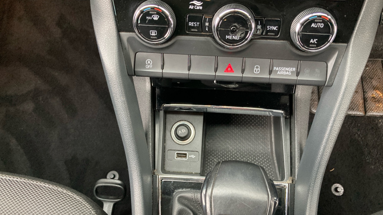 Skoda Kodiaq 2.0 TDI SE 4x4 5dr DSG [7 Seat] Diesel Estate